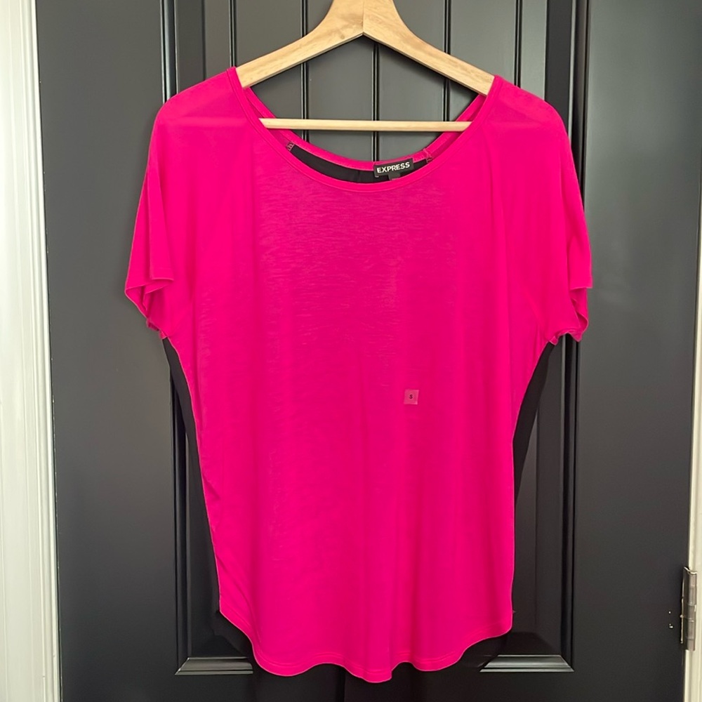 NWT EXPRESS hot pink + black sheer split back short sleeve top